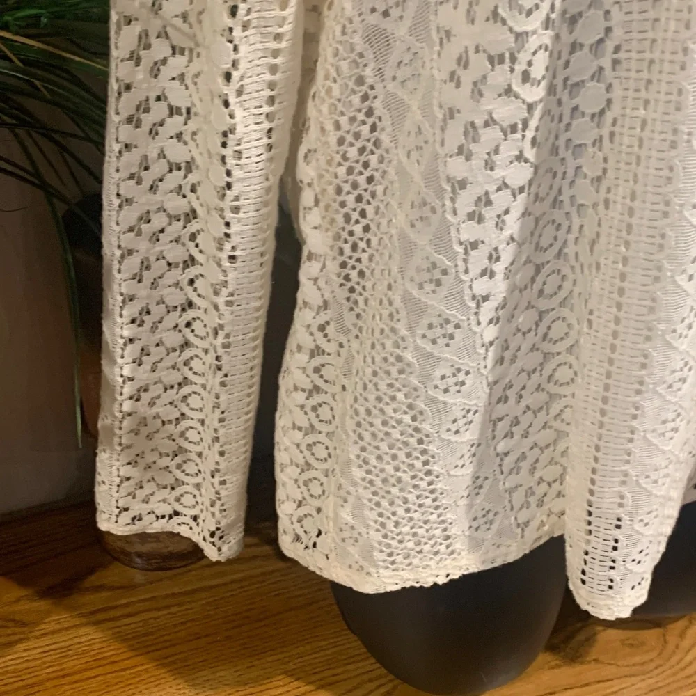 Hollister Cream Lace Blouse